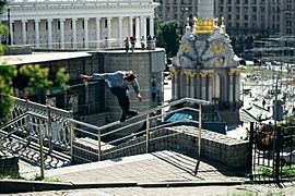 Artyom Khvorostenko - Rollerblading in Kiev (Maidan)