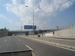 Archivo:AutopistaCentral-EnlaceCostanera