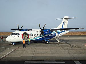 Archivo:Cabo Verde Airlines ATR 42