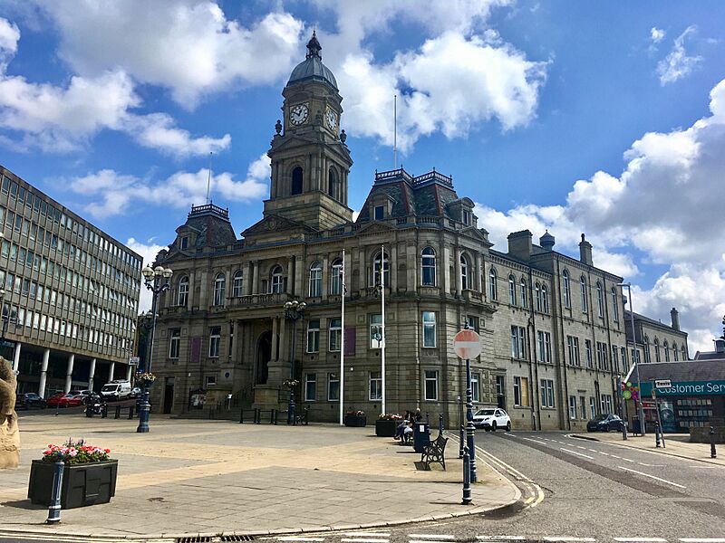 Dewsbury Town Hall, 2018