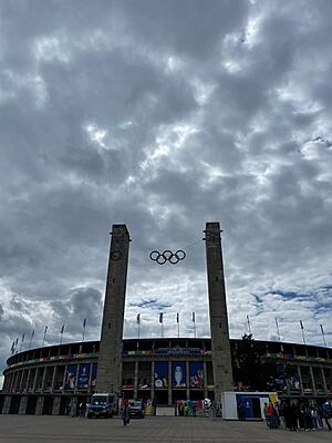 Archivo:Estadio Olímpico de Berlín