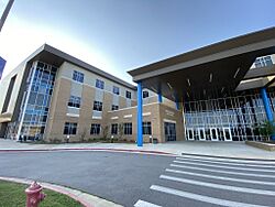 Front entrance of Sylvan Hills High School.jpg