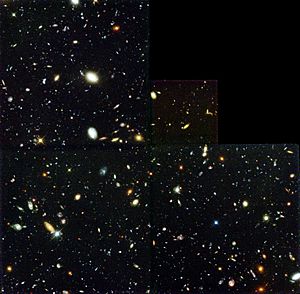 Archivo:HubbleDeepField.800px