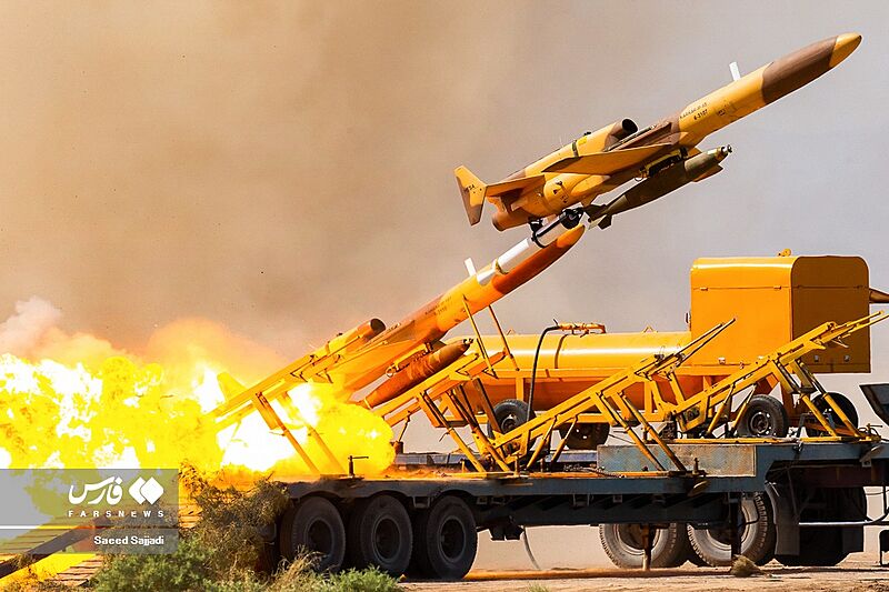 Iranian drone exercise in 2022 - Day 2 (24)