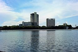 Archivo:Lago Mayor Parque Tangamanga 2018