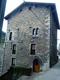 Archivo:Onadarroa, Casa torre Likona 2