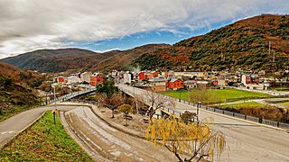 Panorámica de Matarrosa del Sil.jpg
