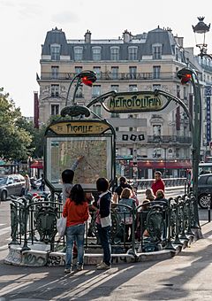 Paris, Metro-Station -- 2014 -- 1218.jpg