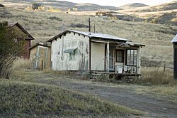 Photograph of a Cabin in Chesaw WA.jpg
