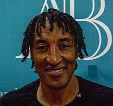 Scottie Pippen 5-2-22 (cropped).jpg