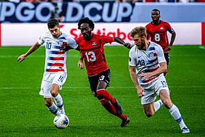 Archivo:USMNT vs. Trinidad and Tobago (48124975952)
