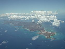 Archivo:Vieques from air