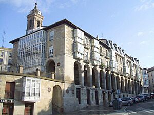 Archivo:Vitoria - Los Arquillos 1