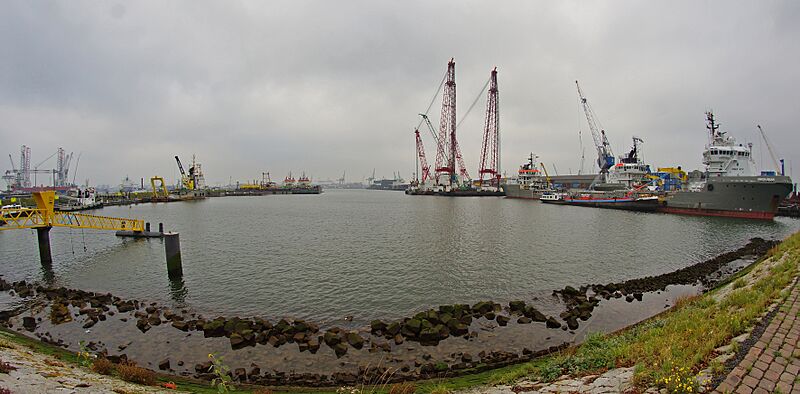 Waalhaven in Rotterdam 2016