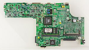 Archivo:Yakumo Notebook 536S - Motherboard 15-F60-011200-7137