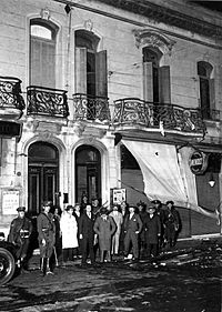 Archivo:Casa del depuesto Presidente Hipólito Yrigoyen, después del saqueo