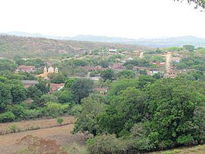 Archivo:Ciudad de Aramecina, vista desde el noreste.