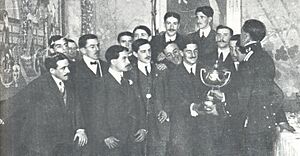 Archivo:Club Ciclista Campeonato-de-España 1909