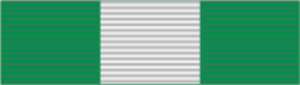 Archivo:ESP Cruz Orden Merito Guardia Civil (Distintivo Blanco) pasador