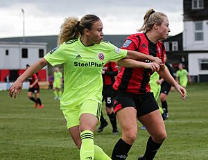 Archivo:Ebony Salmon Lewes FC Women 0 Sheff Utd Women 3 28 04 2019-275 (47683031482)