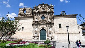 Archivo:EgliseBelen 02