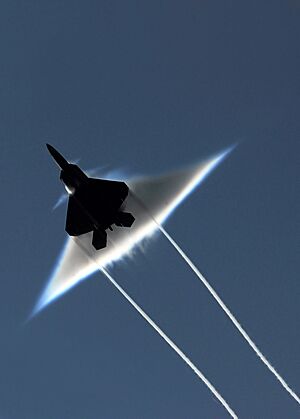 Archivo:F-22 supersonic 090622-N-7780S-014