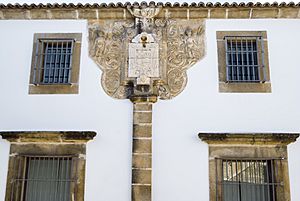 Archivo:Fachada del Palacio del Obispo Solís, en Miajadas