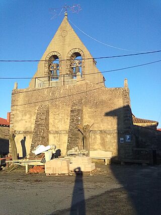 Iglesia de villanueva de valrojo.jpg