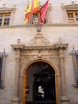 Archivo:Jaca - Ayuntamiento 2