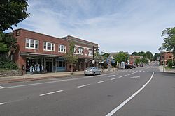 Main Street, Durham NH.jpg