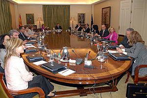 Archivo:Reunión del Consejo de Ministros de España del 14 de abril de 2008