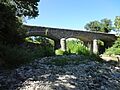 Saint-Jean-le-Centenier, vieux pont sur la Claduègne
