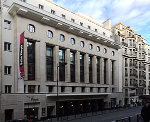 Archivo:Salle-Pleyel-P1000321
