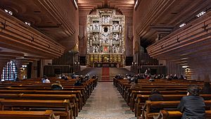 Archivo:Santuario de Torreciudad. Iglesia