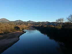 Vista sur del Río Salinas..jpg