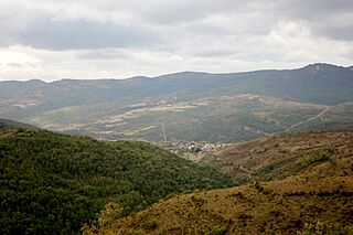 1118.Valle de Aísa - Esposa y Sinués.jpg