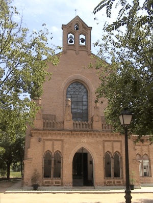 Archivo:Alcalá de Henares (RPS 12-08-2007) Ermita de la Virgen del Val, fachada principal