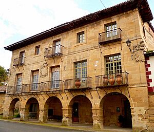 Archivo:Armiñón - Palacio de Montoya-Urbina (o del Marqués de Terán) 01