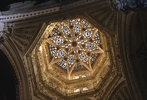Archivo:Burgos Kathedrale Innen