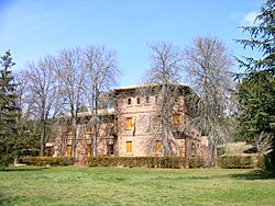 Archivo:Centro de Interpretación del Rodeno, Bezas (2004)