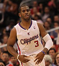Archivo:Chris Paul dribbling 20131118 Clippers v Grizzles