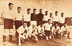 Archivo:Colo-Colo en 1937, Estadio, 1944-12-15 (85)