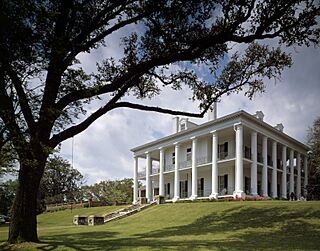 Dunleith by Highsmith.jpg