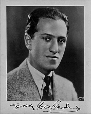 Archivo:George Gershwin-signed