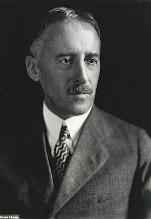 Archivo:Henry Stimson, Harris & Ewing bw photo portrait, 1929
