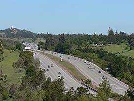Interstate 280 near Stanford p1130161.jpg