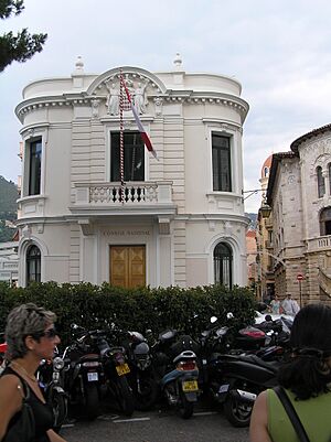 Archivo:Monaco Parlamentsgebäude Original