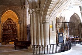 Monasterio de San Juan de Ortega - Interior de la iglesia 01