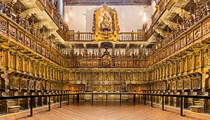 Archivo:Monasterio de San Martín, Santiago de Compostela, España, 2015-09-23, DD 26-28 HDR