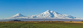 Mount Ararat and the Araratian plain (cropped).jpg